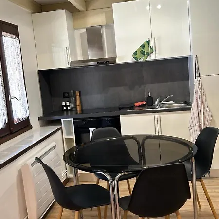 Appartement Gieres * 제이르